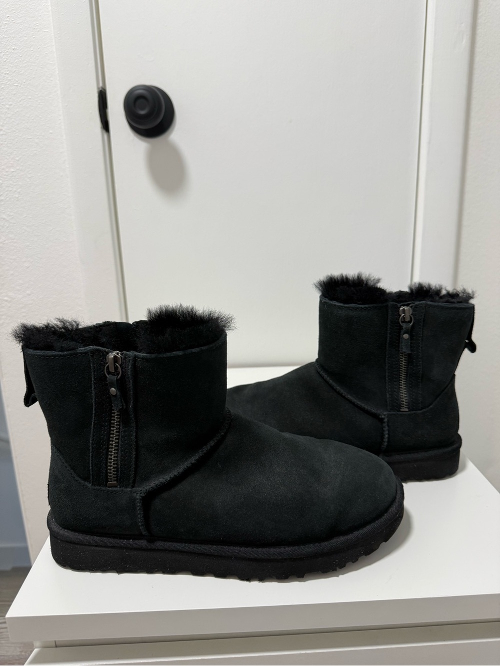UGG Black Suede Classic Mini Double Zip Genuine Shearling Ankle Boots Size 9